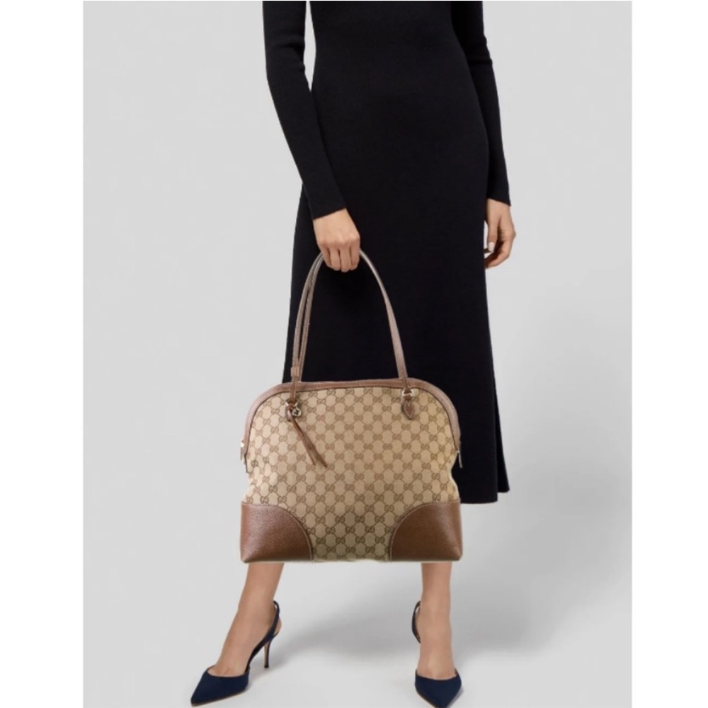 Authentic Gucci Bree purse dome, shoulder bag brown leather monogram canvas
